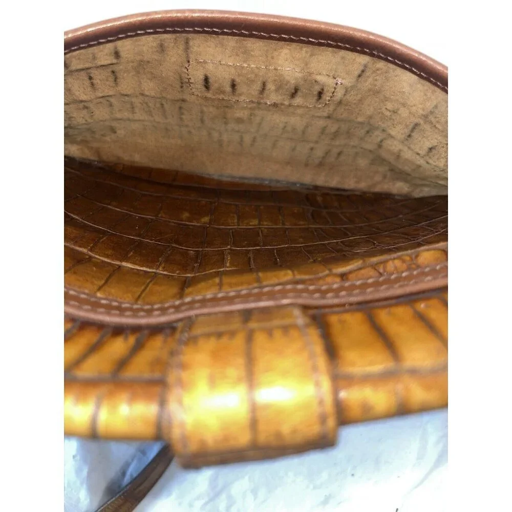 Vintage Dooney Bourke Croc Embossed Leather Cat Eye Flap Bag MADE IN USA_11
